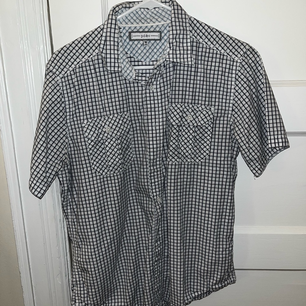 White/gray PD&C short-sleeve button up in medium